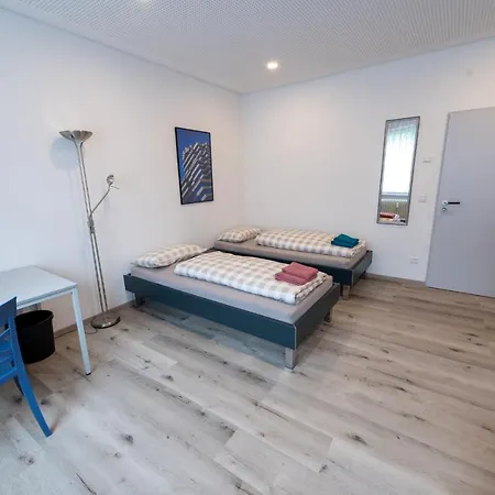 Stadthaus Seeblick G5 - Hostel *