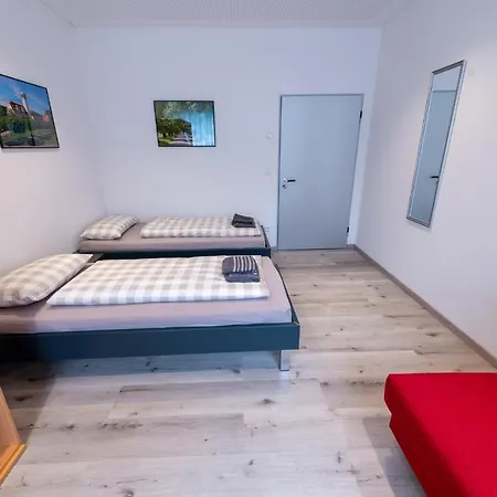 بيت شباب Stadthaus Seeblick G5 -