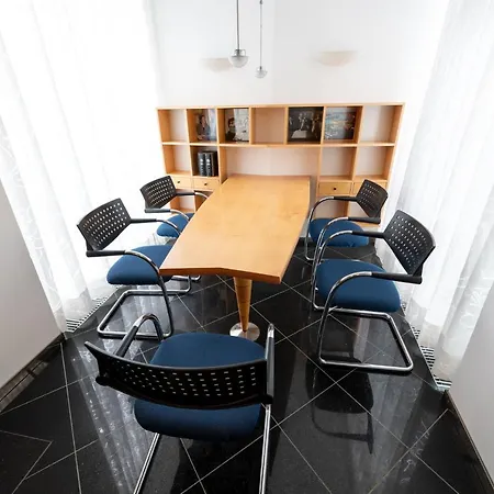 אכסניה Stadthaus Seeblick G5 -