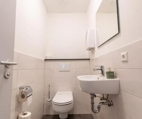 אכסניה Stadthaus Seeblick G5 - פרידריכסהאפן